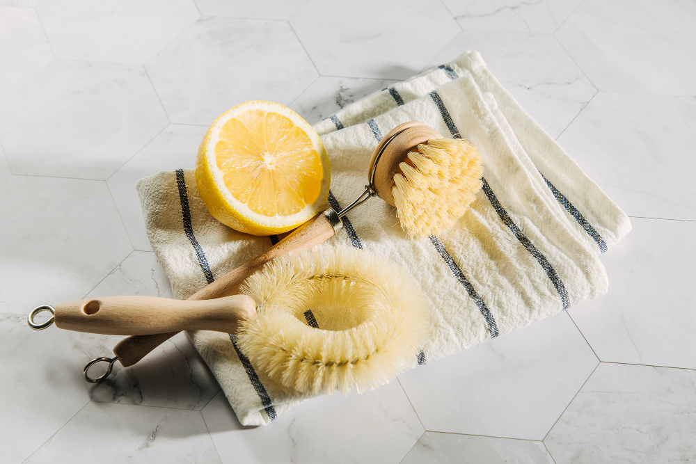 Everything You Need to Know About Cleaning With Lemons